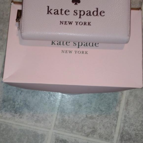 NWT KATE SPADE WALLET - Picture 16 of 17